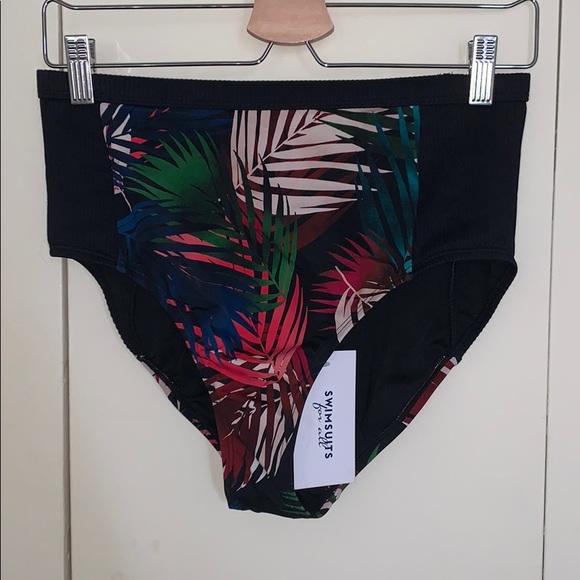 Tropical Bikini - Picture 3 of 5